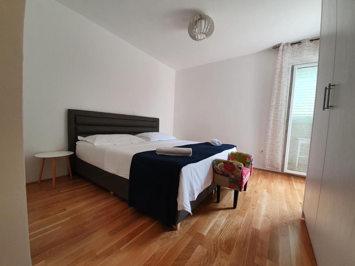 Apartment Pinna Nobilis, Private Parking Makarska Exterior photo